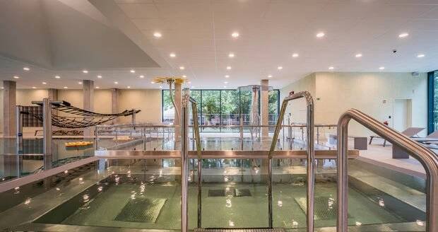 Kyjov otevřel aquacentrum za 325 milionů korun. Nabízí plavecký i rekreační bazén, stejně tak i wellness.