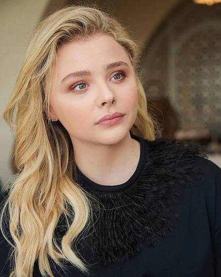 Chloë Grace Moretz – Forehead, Nose, Cheek, Skin, Lip, C…