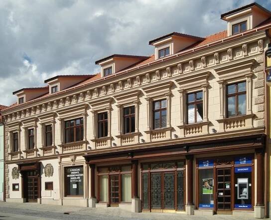 Obchodní a medicínské centrum Jindřichův Hradec