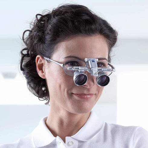 Lupové brýle ZEISS EyeMag Smart | EveryDent