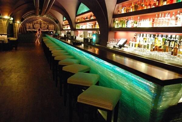 Nebe Cocktail & Music Bar Václavské náměstí | Oslavín