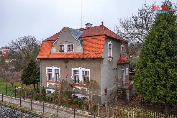 Prodej rodinného domu, 130 m2, Česká Kamenice, ul. Komenskéh - Děčín