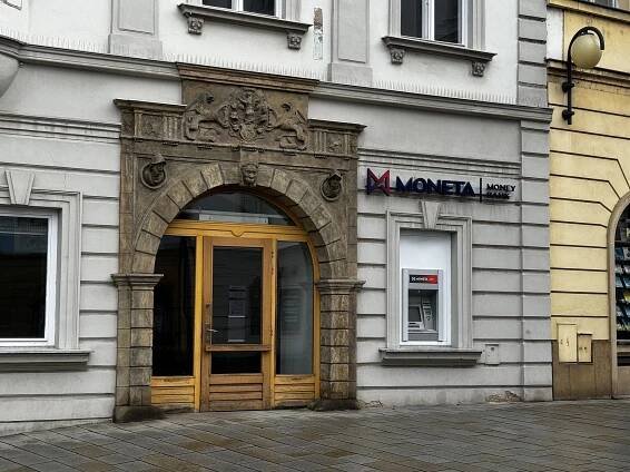 Prostor po masně v centru Olomouce už má nájemce. Prázdno na náměstí zůstává