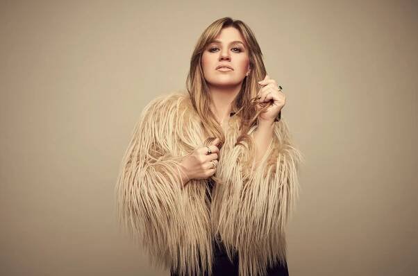 Kelly Clarkson Sells Catalog Stake to HarbourView Equity Partners
