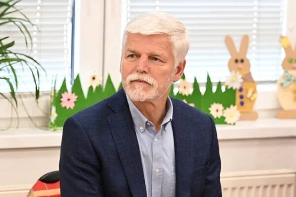 Prezident Petr Pavel se omluvil.