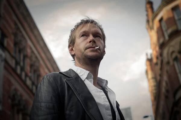 From There to Here - Z filmu - Steven Mackintosh
