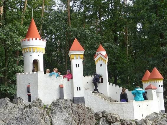 Podzimní výprava - Oficiální stránky ZŠ a MŠ Lukavice