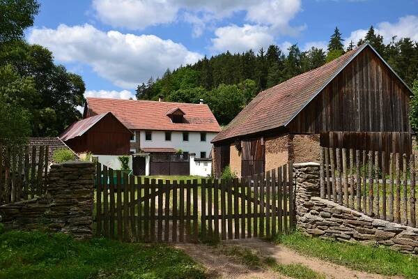 Soubor:Brdo - Frantův Mlýn.jpg