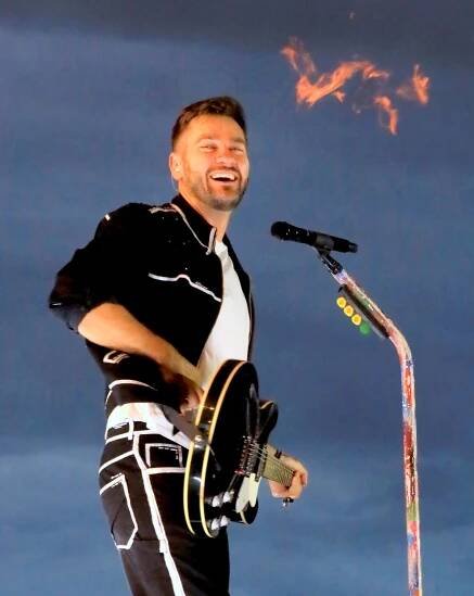 OBRAZEM: Marek Ztracený dobyl Chomutov. Koncert provázely emoce, show i nečekané přerušení
