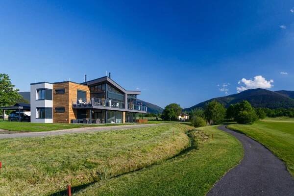 Apartmán na golfu Čeladná - Ceny, Kontakt, Hodnocení - Komfortní Ubytování | Česká republika