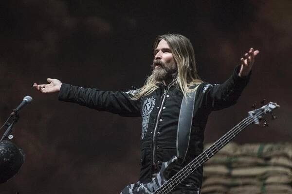PODÍVEJTE SE: Sabaton se představil v amfiteátru