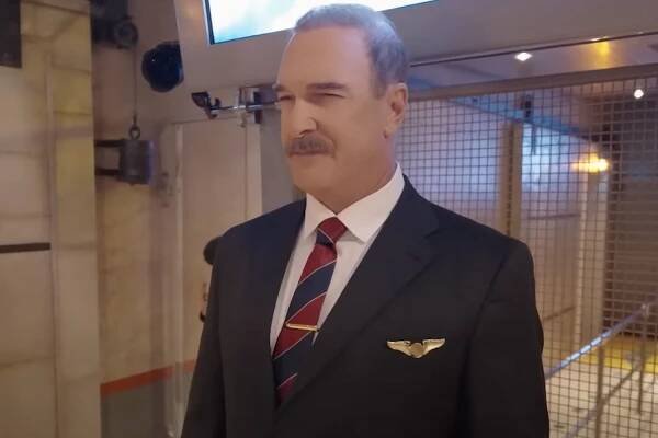Patrick Warburton 