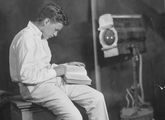 Douglas Fairbanks Jr. Facts