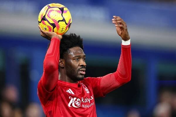 Aina proved to be a dependable option for Forest at right-back