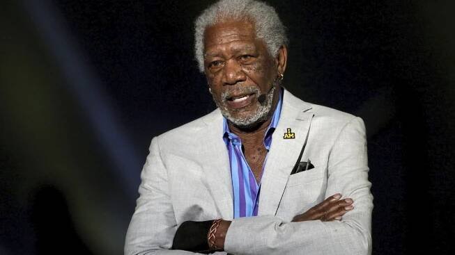 Morgan Freeman obviněn ze sexuálního obtěžování! Zvedal holkám sukně a hledal kalhotky