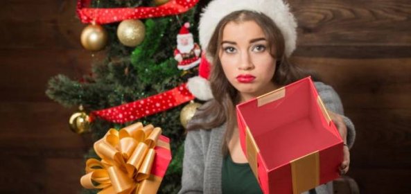 Jak přečkat rekordně drahé Vánoce? Premiérův poradce radí nepřejídat se a kupovat malé dárky