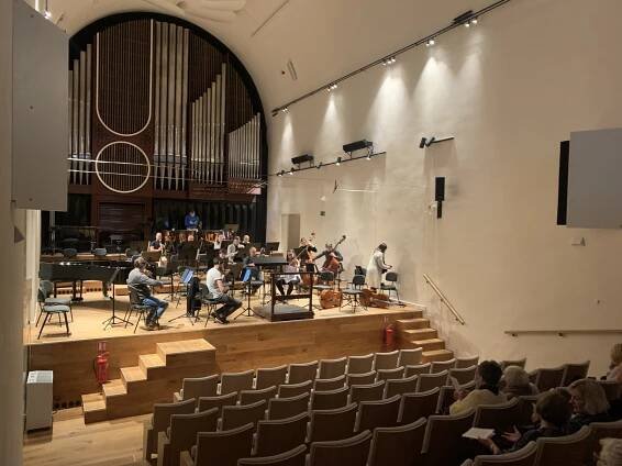 Návštěva koncertu Jihočeské filharmonie | Fotogalerie | Dobrá Voda u Č.Budějovic | Domovy | Ledax - Služby pro seniory a