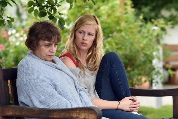 Marie fängt Feuer - Allein war gestern - Z filmu - Katharina Thalbach, Christine Eixenberger