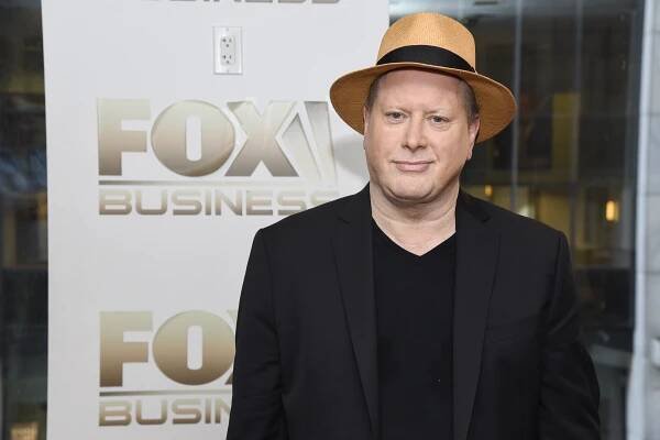 NEW YORK, NY - JUNE 15:  Actor Darrell Hammond visits Fox Business Network at FOX Studios on June 15, 2016 in New York City.  (Photo by Matthew Eisman/Getty Images)
