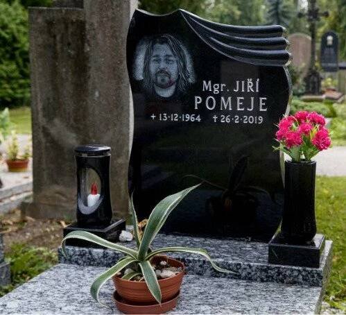 Jiří Pomeje (†54) by měl 60: Proč manželka Andrea nikdy nebyla na hrobě?