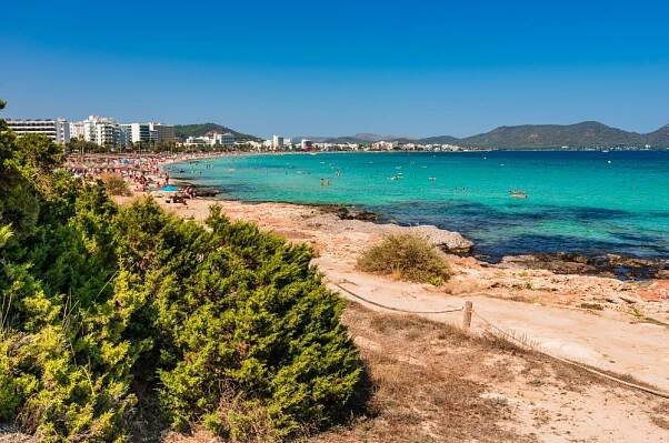 Cala Millor, pláž na Mallorce