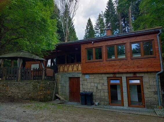 Chata Alpina 1 a 2 – Malá Bystřice