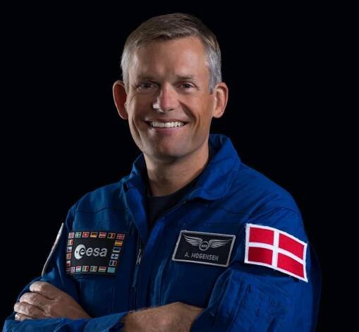 Andreas Mogensen i astronauttøj