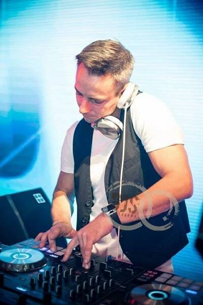DJ Radek | DJ NA SVATBU