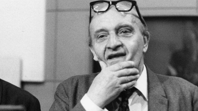 Vyvolávač u kondiciogramu v Jáchyme, hoď ho do stroje! se nechtěl ženit. Nevěstu kvůli jeho žertu zatkli - Super.cz