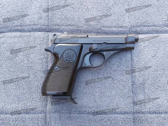 BERETTA 71 - výběr - kategorie 1 — Zbraně Liberec, zbraně, pistole, střelivo a lovecké potřeby