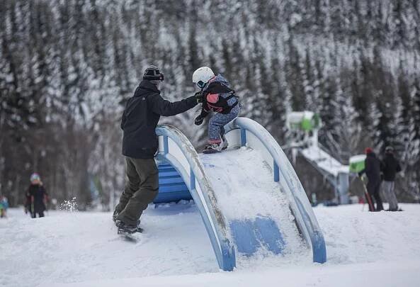 FreerideTV: Snowboard Zezula Kidz Tour 2019 - Horní Mísečky