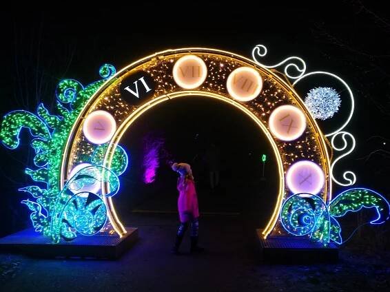Vzhůru za králíkem! Lumina park je jedno velké barevné dobrodružství