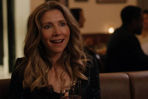 Cesta svatojánských mušek - Královny parketu - Z filmu - Sarah Chalke
