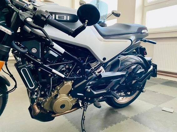 Husqvarna Vitpilen 401 = TOP STAV / VÝKON do 35 KW pro A2