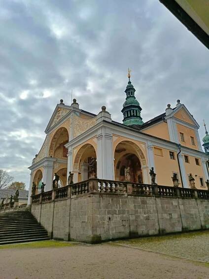 Poutní areál Svatá Hora Příbram | TuristickaMapa.cz