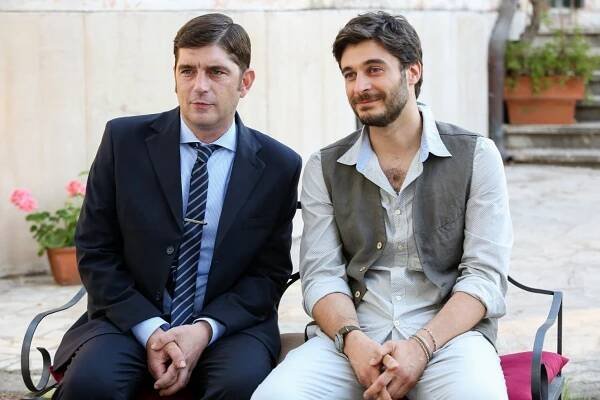 La casa di famiglia - Z filmu - Libero De Rienzo, Lino Guanciale