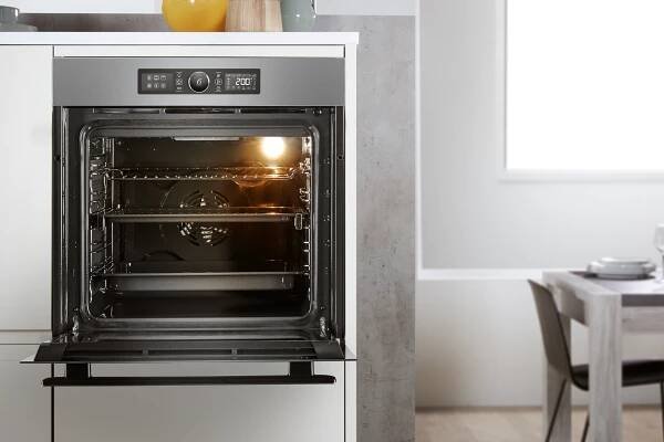 Vestavná trouba Whirlpool AKZ9 6230 Návod k obsluze