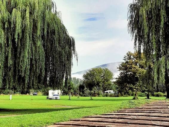 Autokemp Beroun Na Hrázi - Beroun, Beroun