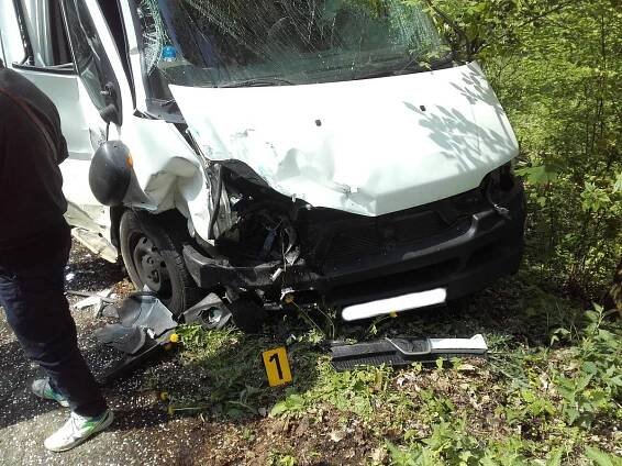 Dopravní nehoda dvou automobilů zaměstnala jednotku z Benešova v… | POŽÁRY.cz - ohnisko žhavých zpráv | hasiči aktuálně