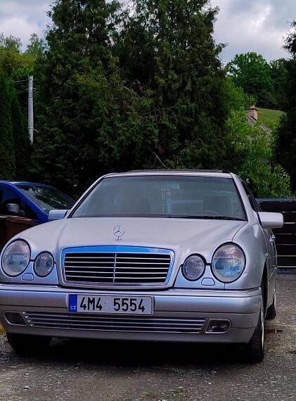 1996 Mercedes Benz W210 290 TD 2.9 diesel 95 kW 300 Nm