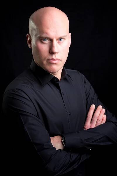 Lars Johansson Brissman - Artefact Artist Management