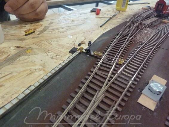 Minimodel Europa