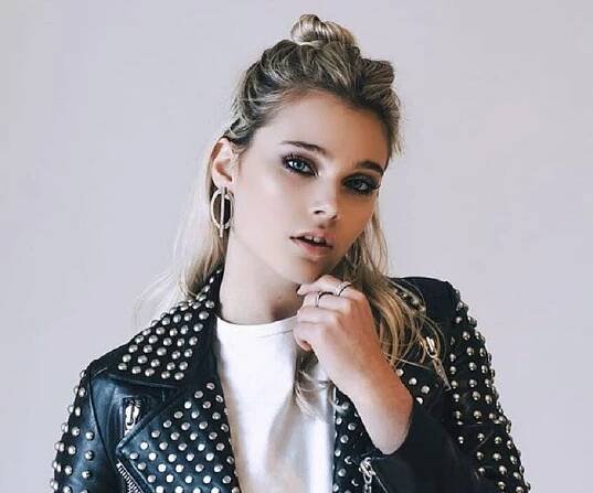 Valentina Zenere – Bio, Facts, Family Life of Argentine Actress & Model