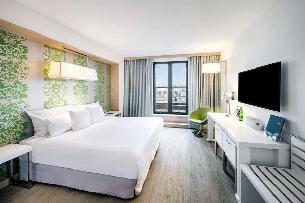 Occidental Praha Five Hotel – více informací