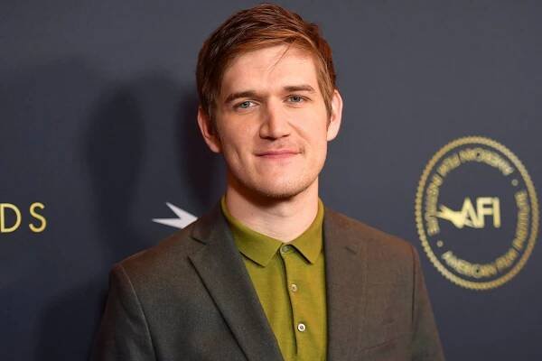 Bo Burnham's quarantine comedy special 'Inside' coming to Netflix Memorial Day weekend