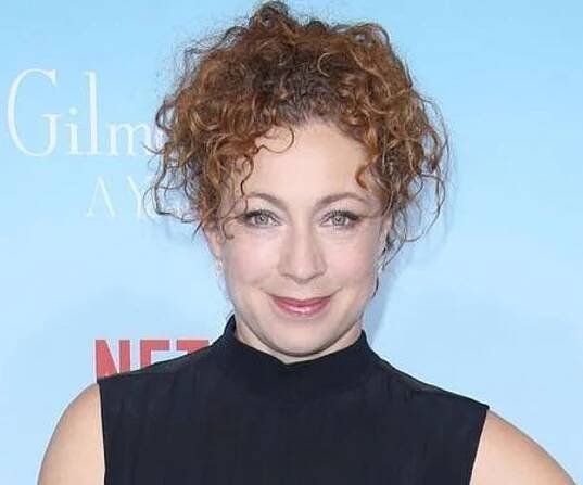 Alex Kingston Biography - Facts, Childhood, Family Life & Achievements of English Actress