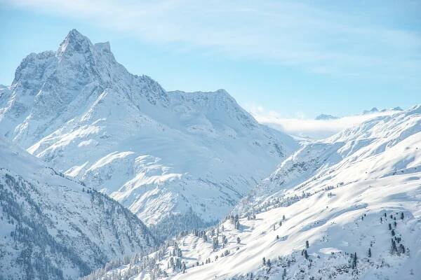 Blick auf den Patteriol in St. Anton nahe der Arlberg Residenzen in Tirol