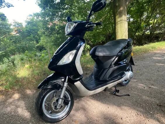 Piaggio Fly 150 - Slaný - Bazar