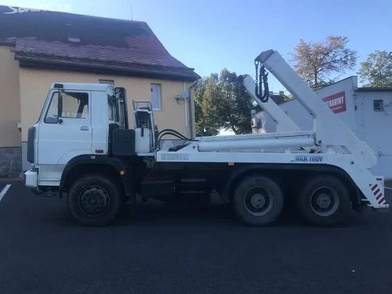 LIAZ 29.33 ramenový nosič kontejnerů