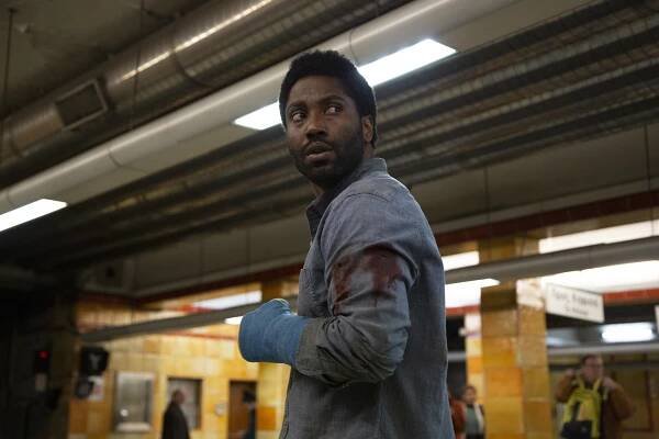John David Washington Can’t Outrun the Tedium of Netflix Thriller Beckett